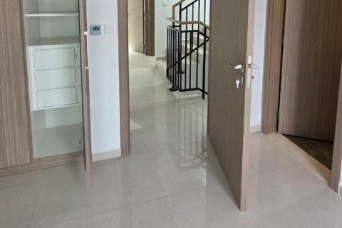 Townhouse de 3 dormitorios en DAMAC Hills (Akoya by DAMAC), UAE No. 148086 12