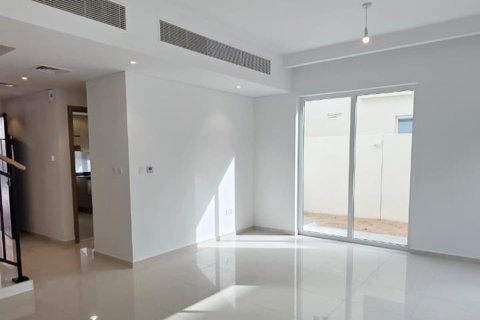 Townhouse de 3 dormitorios en DAMAC Hills (Akoya by DAMAC), UAE No. 148086