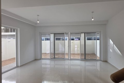 Townhouse de 3 dormitorios en DAMAC Hills (Akoya by DAMAC), UAE No. 148086 11