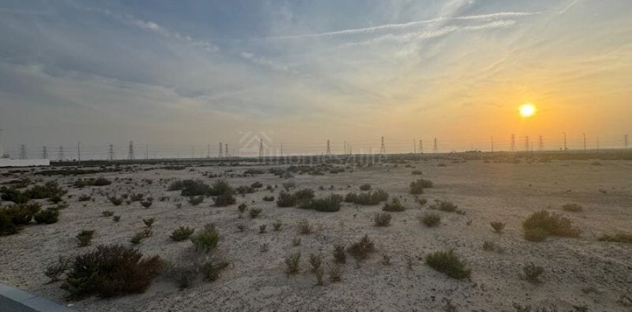 Land de 900m² en Jebel Ali, UAE No. 148114