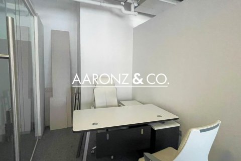 124m² Office in Business Bay, UAE No. 152666 7