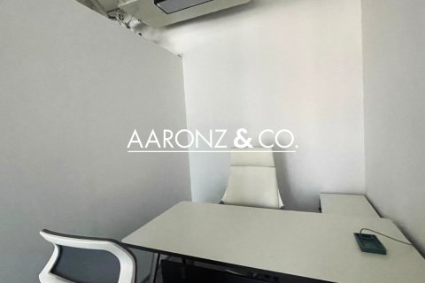 124m² Office in Business Bay, UAE No. 152666 3