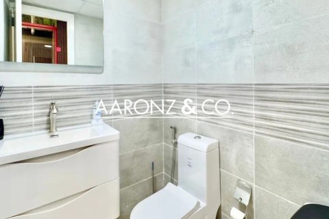 124m² Office in Business Bay, UAE No. 152666 15