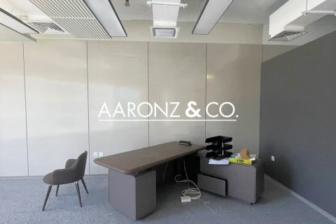 124m² Office in Business Bay, UAE No. 152666 12