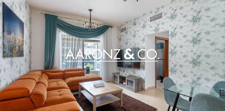 Квартира с 2 спальнями в Marina Diamond 6, ОАЭ №152665