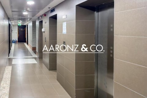 Квартира с 2 спальнями в Marina Diamond 6, ОАЭ №152665 5