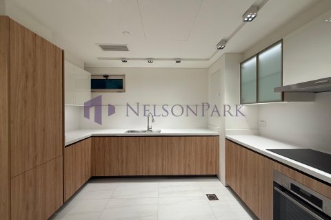 2 bedrooms Apartment in Doha, Qatar No. 58116 8
