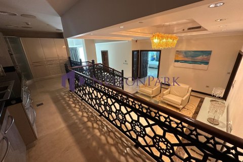 4 bedrooms Penthouse in Doha, Qatar No. 58114 17