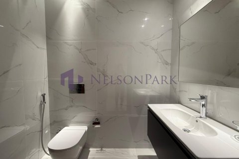 2 bedrooms Apartment in Doha, Qatar No. 58115 6