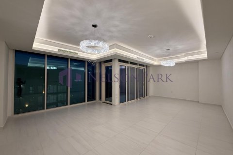 2 bedrooms Apartment in Doha, Qatar No. 58115 2