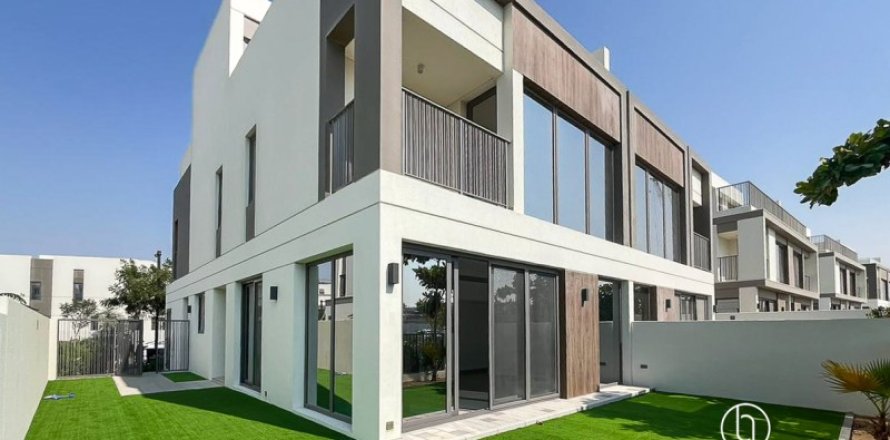 4 bedrooms Villa in Tilal Al Ghaf, UAE No. 139976