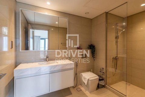 Apartment de 2 dormitorios en Burj Royale, UAE No. 193517 7