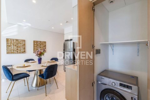 Apartment de 2 dormitorios en Burj Royale, UAE No. 193517 8