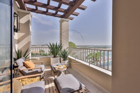 Villa de 5 dormitorios en Abu Dhabi, UAE No. 90994 3