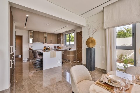 Villa de 5 dormitorios en Abu Dhabi, UAE No. 90994 23