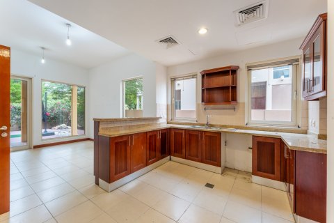 3 bedrooms Villa in Dubai, UAE No. 151166 26