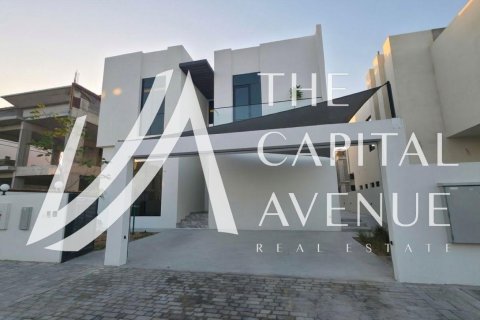 Villa de 5 dormitorios en  Yas Acres, UAE No. 137067