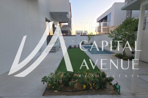 Villa de 5 dormitorios en  Yas Acres, UAE No. 137067 21