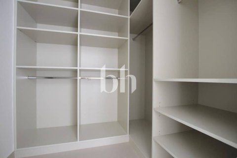 Townhouse de 4 dormitorios  No. 115754 10