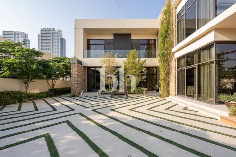 Villa de 6 dormitorios  No. 115751 25