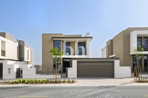 Villa de 4 dormitorios  No. 115753 2