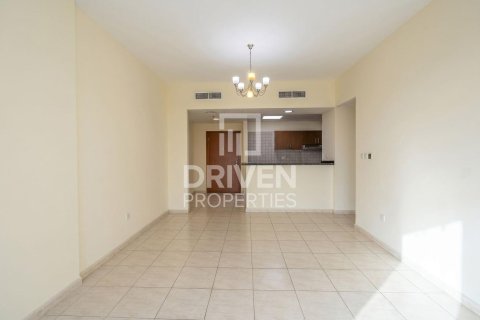 2 bedrooms Apartment in Dubai Residence Complex, UAE No. 190549 3