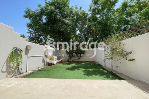 3 غرف نوم فيلا في Al Reef, الإمارات العربية المتحدة رقم 32025 1