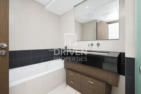 Квартира с 2 спальнями в The Lofts, ОАЭ №192623 16