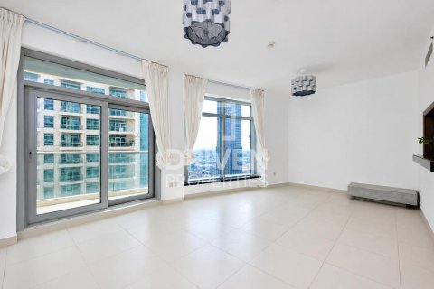 Квартира с 2 спальнями в The Lofts, ОАЭ №192623 3