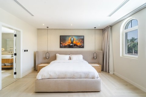 5 bedrooms Villa in Dubai, UAE No. 161055 18