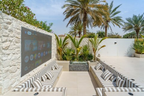 5 bedrooms Villa in Dubai, UAE No. 161055 7