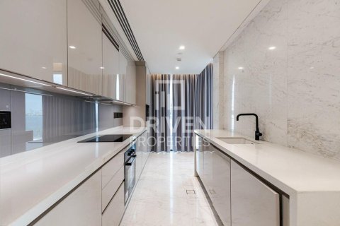 Квартира с 4 спальнями в Bluewaters Residences, ОАЭ №193204 13