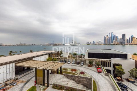 Квартира с 4 спальнями в Bluewaters Residences, ОАЭ №193204 3