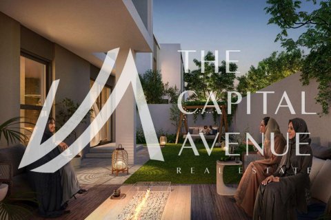 3 bedrooms Townhouse in Abu Dhabi, UAE No. 136981 11