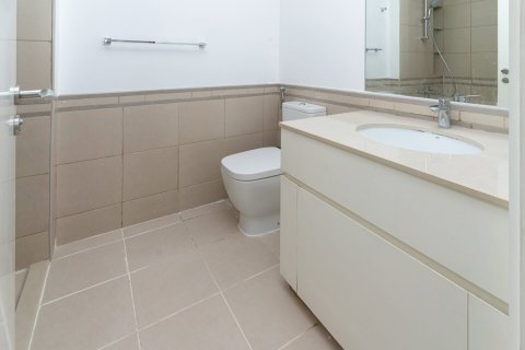 2 bedrooms Apartment in Town Square, UAE No. 166143 23