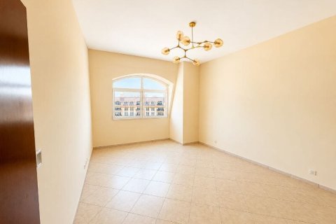 2 bedrooms Apartment in Mirdif, UAE No. 166149 9
