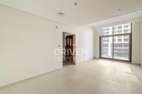 Edificio de 13311.89m² en District 12, UAE No. 190889 10