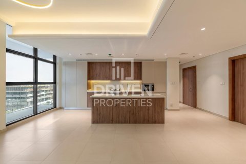 Edificio de 13311.89m² en District 12, UAE No. 190889 6