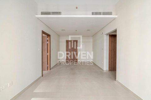 Edificio de 13311.89m² en District 12, UAE No. 190889 8