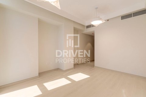 Edificio de 13311.89m² en District 12, UAE No. 190889 14