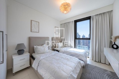 Apartment de 2 dormitorios en Burj Crown, UAE No. 191748 7