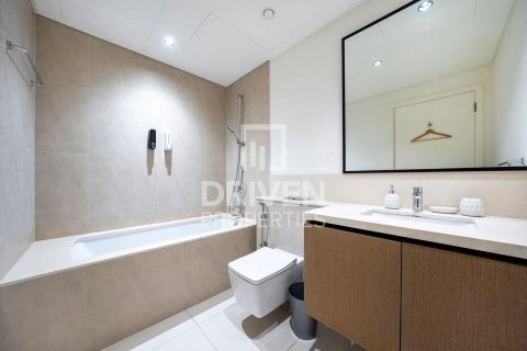 Apartment de 2 dormitorios en Burj Crown, UAE No. 191748 9