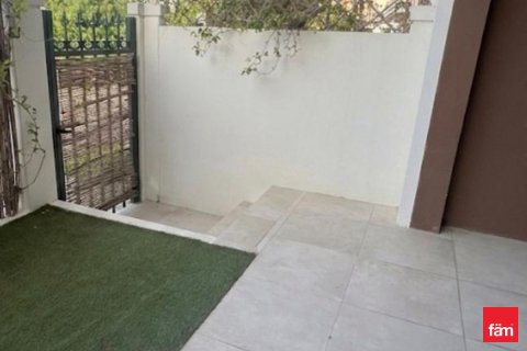 2 bedrooms Apartment in Motor City, UAE No. 162725 6