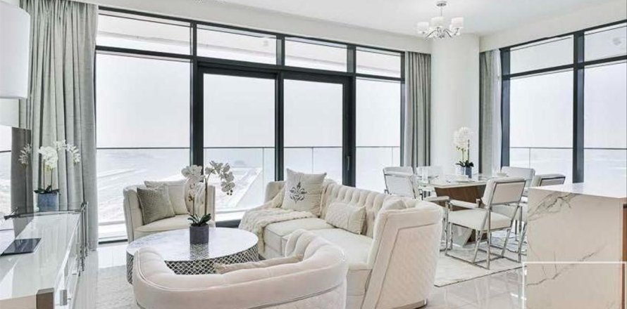 Appartement de 3 chambres à EMAAR Beachfront, UAE No. 209138