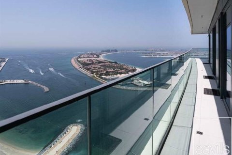 Appartement de 3 chambres à EMAAR Beachfront, UAE No. 209138 3