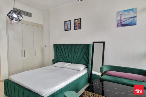 Studio Apartment in Dubai, UAE No. 170105