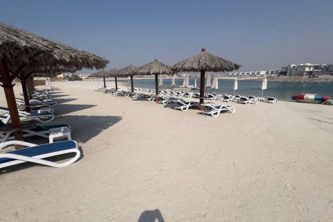 46m² Apartment in Al Hamra Village, UAE No. 172078 20
