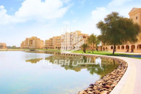 Apartment de 2 dormitorios en Yasmin Village, UAE No. 172077 4