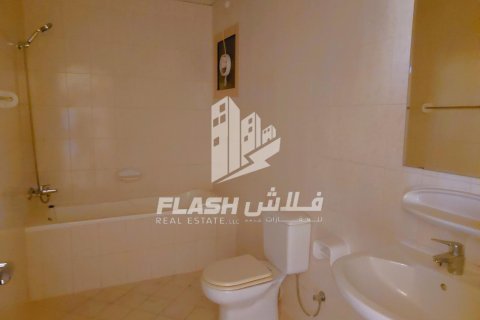 Apartment de 2 dormitorios en Yasmin Village, UAE No. 172077 9