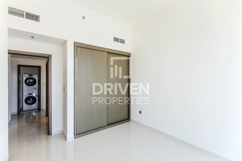 Appartement de 2 chambres à EMAAR Beachfront, UAE No. 200527 12